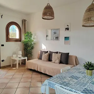 Appartamento Hommy Lab - Stylish And Modern With Super Kitchen, Separate Entrance, Free Parking, Olbia